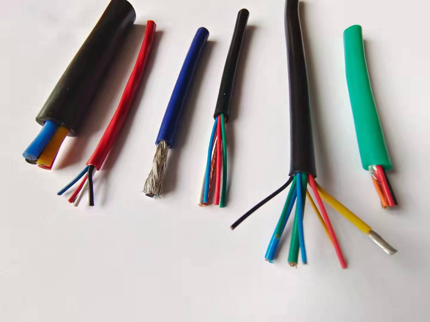 順泰電線供應(yīng)鐵氟龍排線